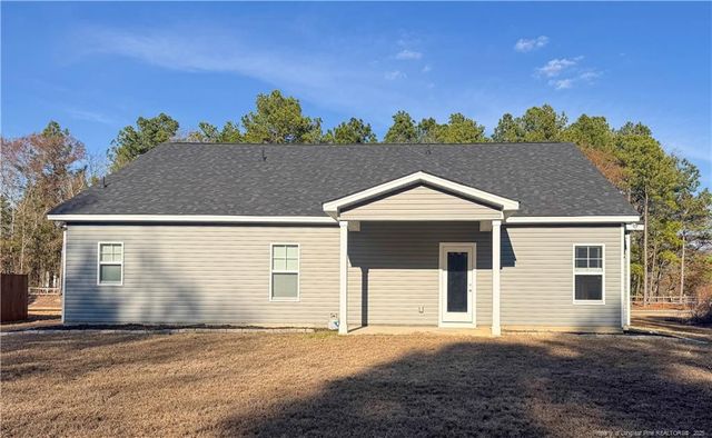 127 Lonesome Glory Drive, Raeford, NC 28376