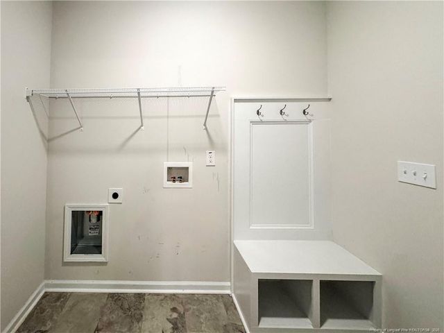 127 Lonesome Glory Drive, Raeford, NC 28376