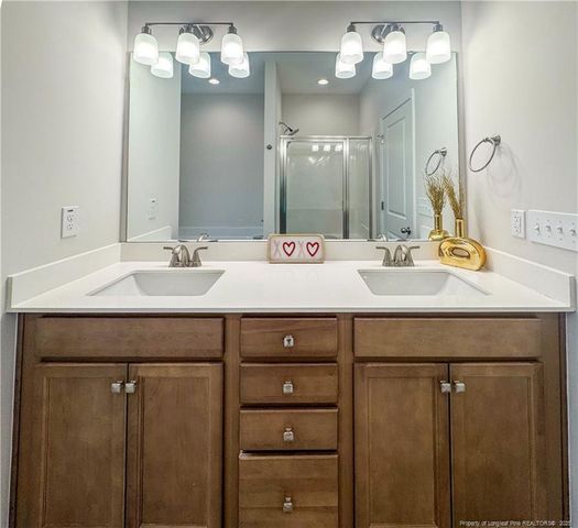 127 Lonesome Glory Drive, Raeford, NC 28376