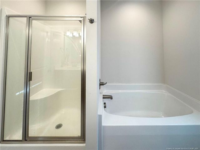 127 Lonesome Glory Drive, Raeford, NC 28376