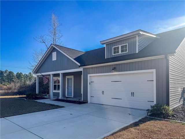 127 Lonesome Glory Drive, Raeford, NC 28376