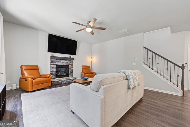 258 Creekstone Drive, Dallas, GA 30132
