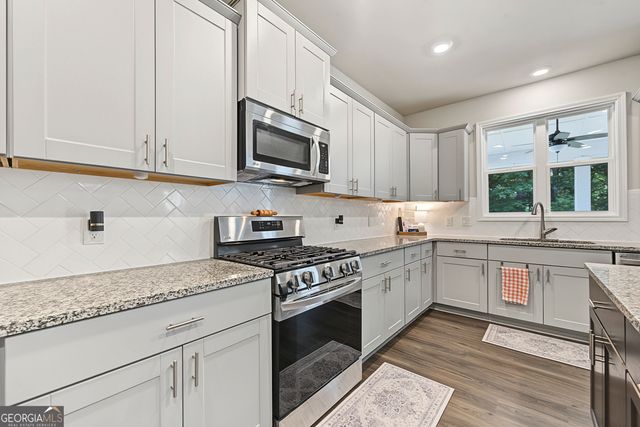 258 Creekstone Drive, Dallas, GA 30132