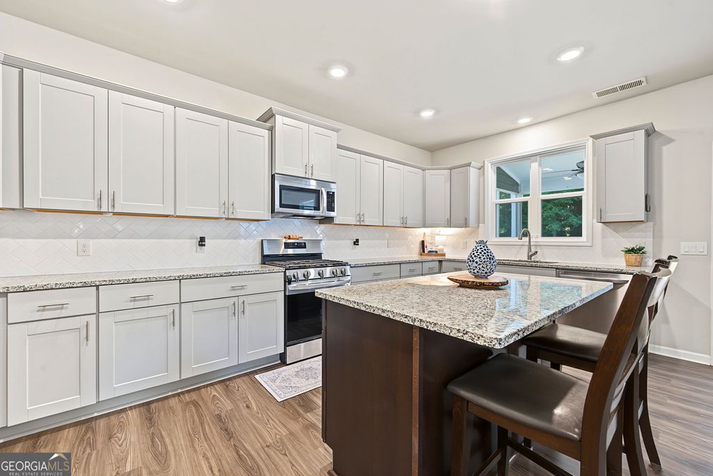 258 Creekstone Drive, Dallas, GA 30132 — photo 4
