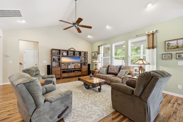 733 Lafayette Park Dr., Little River, SC 29566