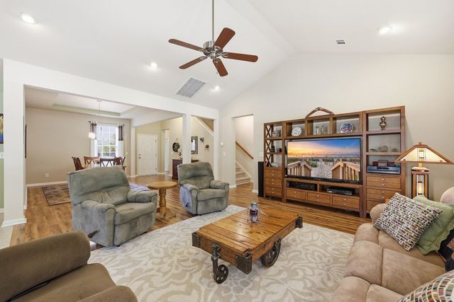 733 Lafayette Park Dr., Little River, SC 29566