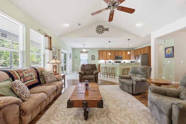 733 Lafayette Park Dr., Little River, SC 29566