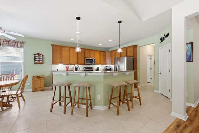 733 Lafayette Park Dr., Little River, SC 29566