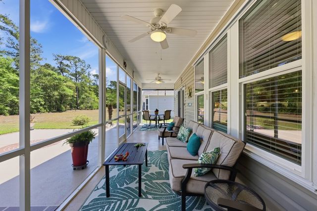 733 Lafayette Park Dr., Little River, SC 29566