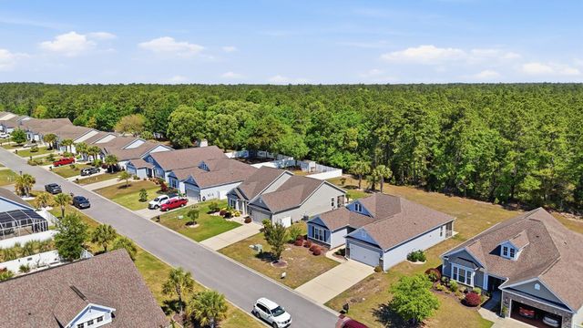 733 Lafayette Park Dr., Little River, SC 29566