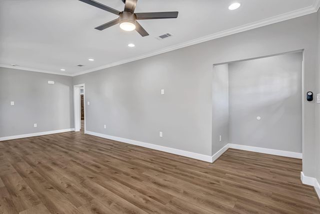 430 N Hutcheson Street, Houston, TX 77003