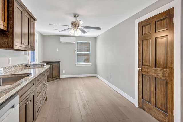 430 N Hutcheson Street, Houston, TX 77003