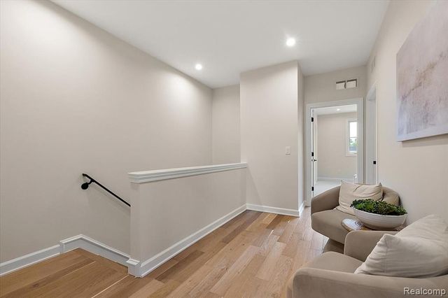 386 Notre Dame Street, Grosse Pointe, MI 48230