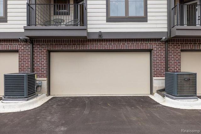 386 Notre Dame Street, Grosse Pointe, MI 48230