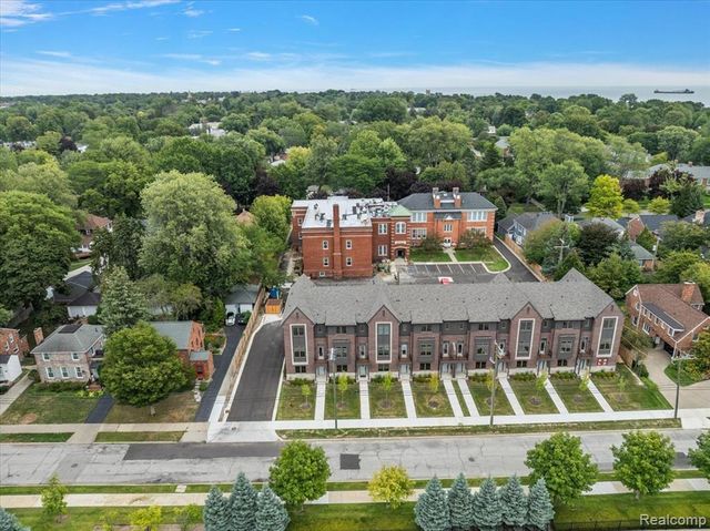 386 Notre Dame Street, Grosse Pointe, MI 48230