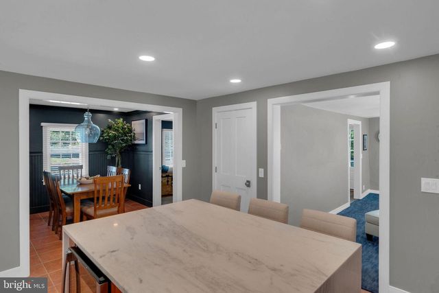 83 N MAIN ST, Cranbury, NJ 08512