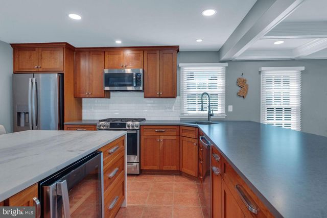 83 N MAIN ST, Cranbury, NJ 08512