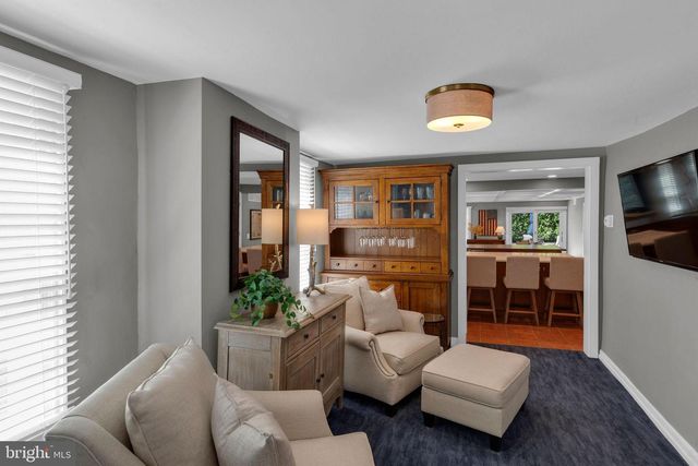 83 N MAIN ST, Cranbury, NJ 08512