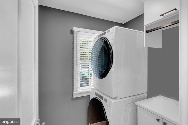 83 N MAIN ST, Cranbury, NJ 08512