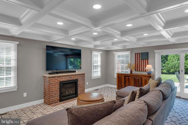 83 N MAIN ST, Cranbury, NJ 08512