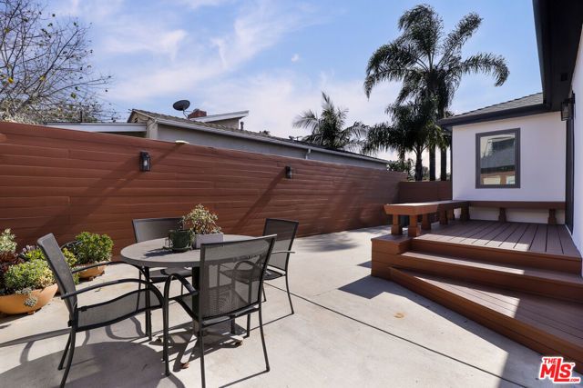 2496 Butler Avenue, Los Angeles, CA 90064