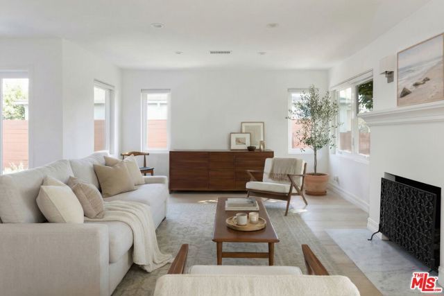 2496 Butler Avenue, Los Angeles, CA 90064