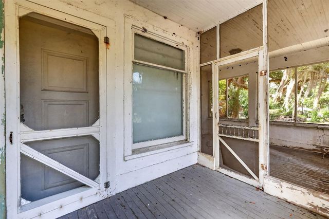 316 N HIGHLAND STREET, Mount Dora, FL 32757