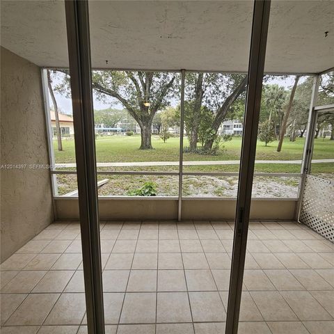 3070 NW 48th Ter 104, Lauderdale Lakes, FL 33313