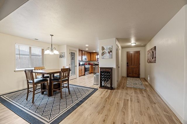 3443 Agate Meadows, White City, OR 97503