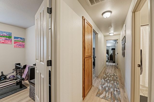 3443 Agate Meadows, White City, OR 97503