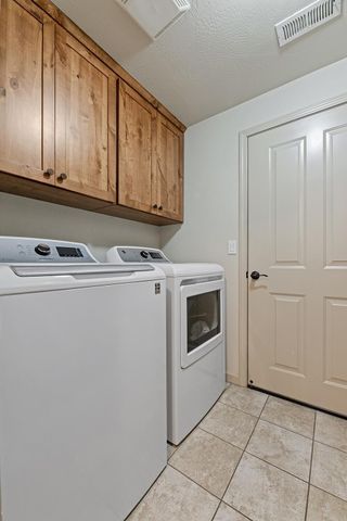 3443 Agate Meadows, White City, OR 97503