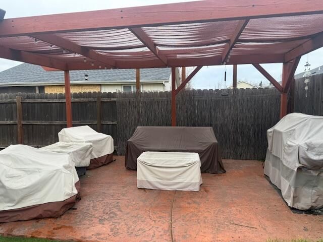 3443 Agate Meadows, White City, OR 97503