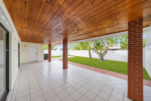 1201 SW 142nd Ave, Miami, FL 33184