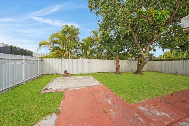 1201 SW 142nd Ave, Miami, FL 33184