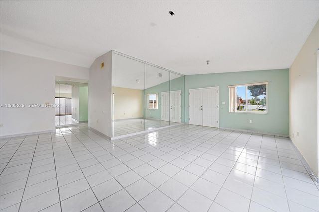 1201 SW 142nd Ave, Miami, FL 33184