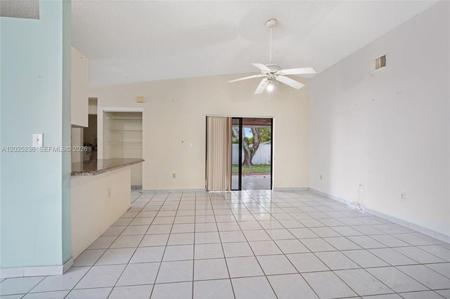 1201 SW 142nd Ave, Miami, FL 33184