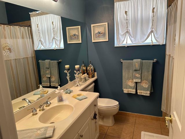 4886 SE Askew Avenue, Stuart, FL 34997