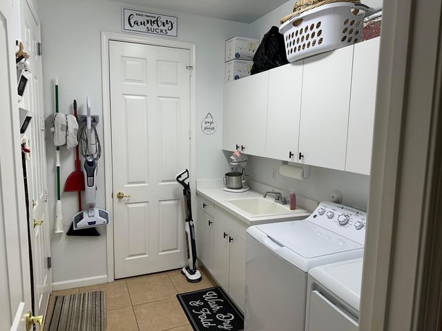 4886 SE Askew Avenue, Stuart, FL 34997