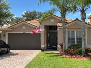 4886 SE Askew Avenue, Stuart, FL 34997