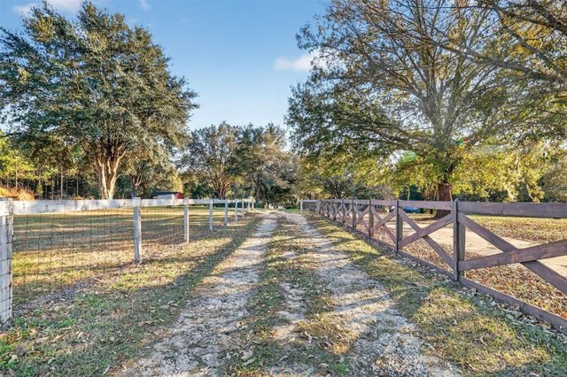 29714 SE HIGHWAY 42, Umatilla, FL 32784