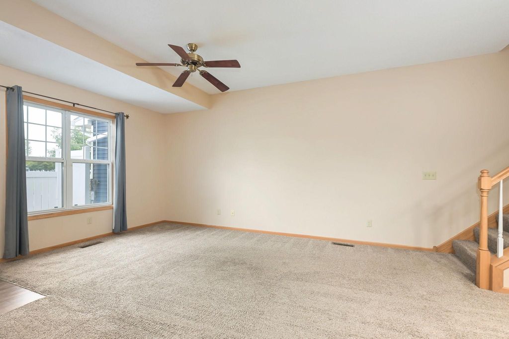 450 Hickory Lane, Oakdale, MN 55128 — photo 5