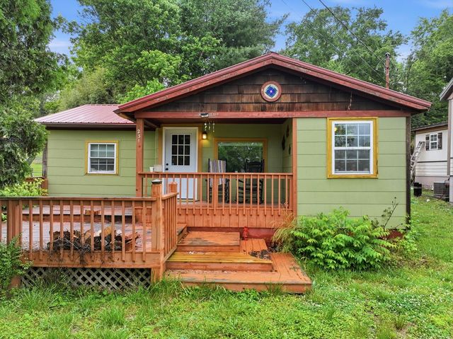 231 Ada Street, Blue Ridge, GA 30513