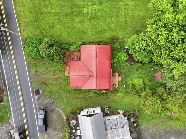 231 Ada Street, Blue Ridge, GA 30513