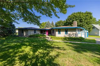 1586 Five Mile Line Road, Penfield, NY 14526