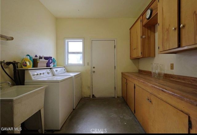 7540 W Avenue A, Lancaster, CA 93536