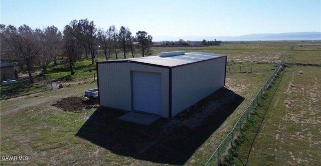 7540 W Avenue A, Lancaster, CA 93536