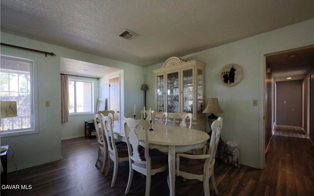 7540 W Avenue A, Lancaster, CA 93536