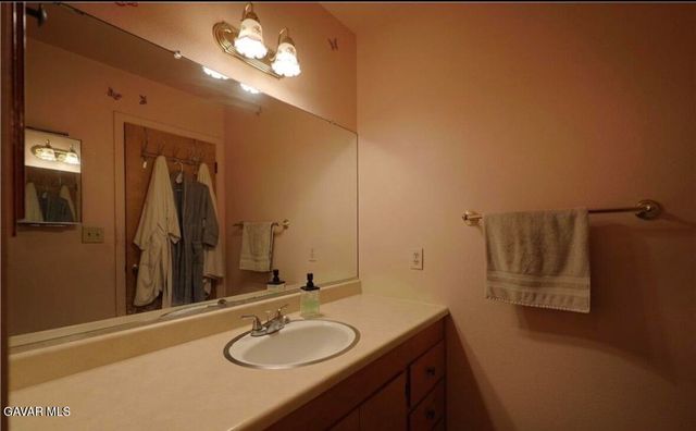 7540 W Avenue A, Lancaster, CA 93536