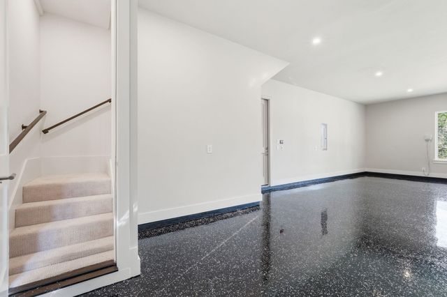 7248 Red Oak Grove Road, Montgomery, TX 77316