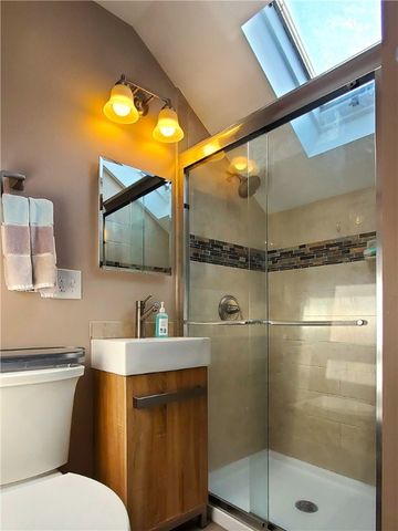 18 Palmer Street, Newport, RI 02840